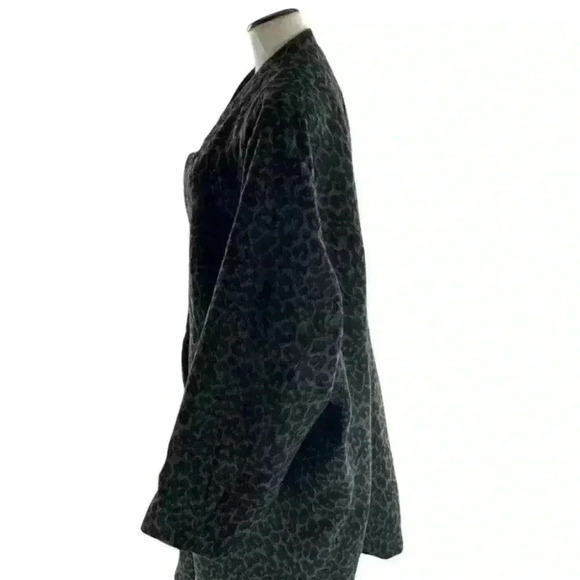 Torrid Gray Black Animal Leopard  Woolen  Coat Jacket Plus Size 6X (30W] New - Picture 2 of 7